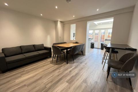 undefined, Kings Road, Chelmsford, CM1