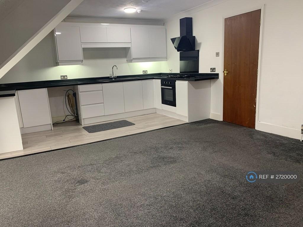 Lounge/ Kitchen