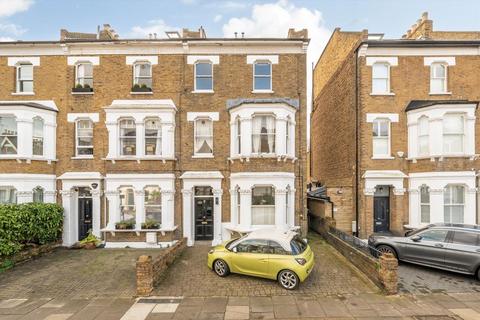 undefined, Arlington Gardens, London W4