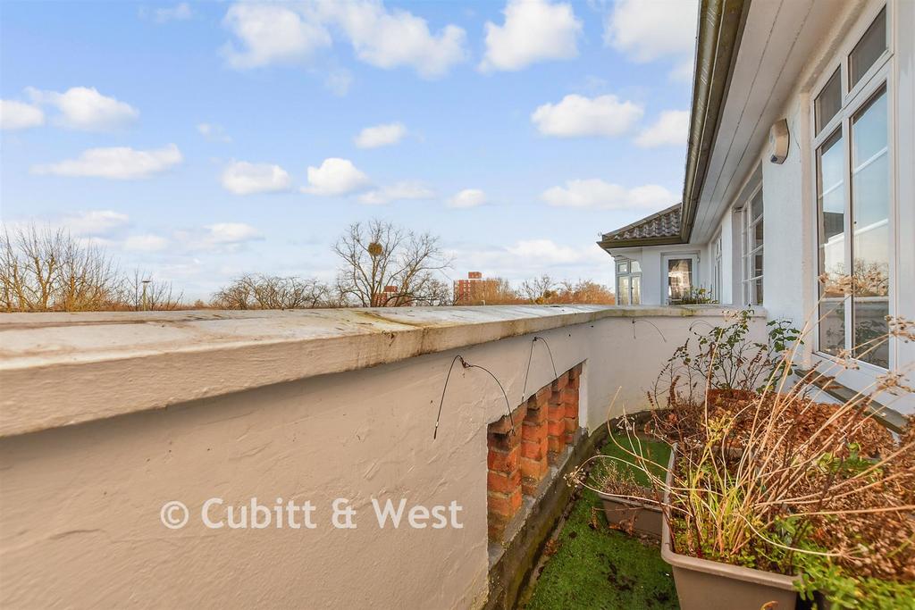 Balcony / Terrace