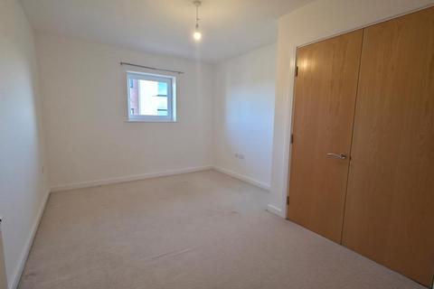 undefined, Tunnicliffe Close,  Swindon,  SN3