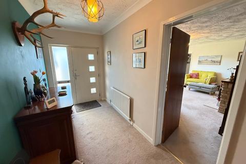 4 bedroom bungalow for sale, Well Street, Llandysul, SA44