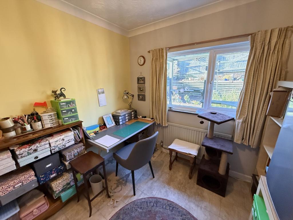 Study/Office / Bedroom 4