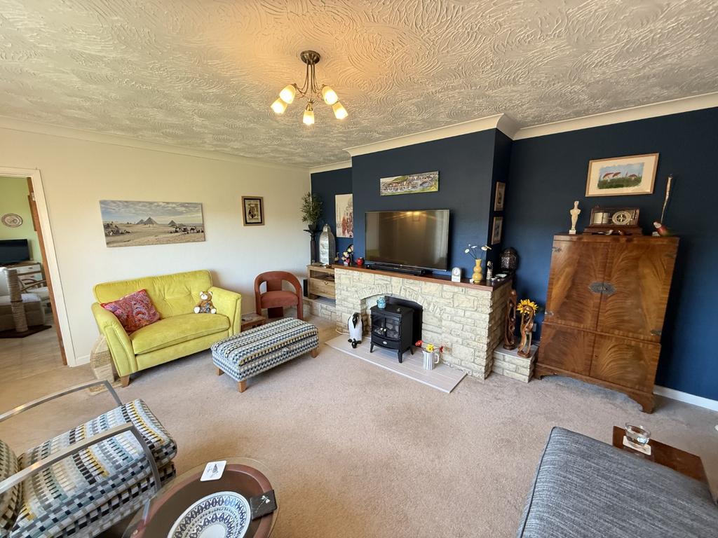 Front Lounge