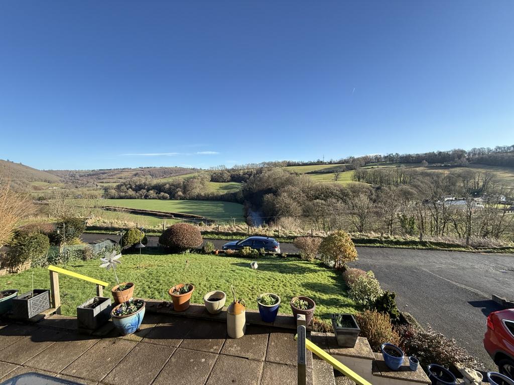Front Lounge