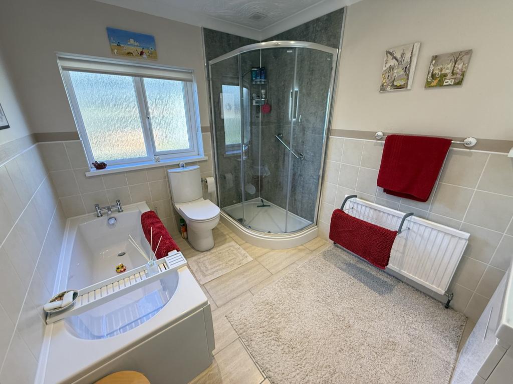 Modern Bathroom