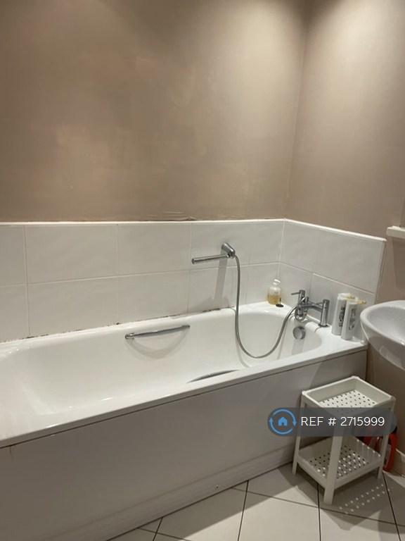 Bathroom Of Guest Room P2