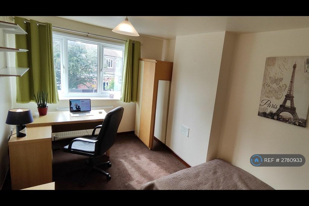 Bedroom 5
