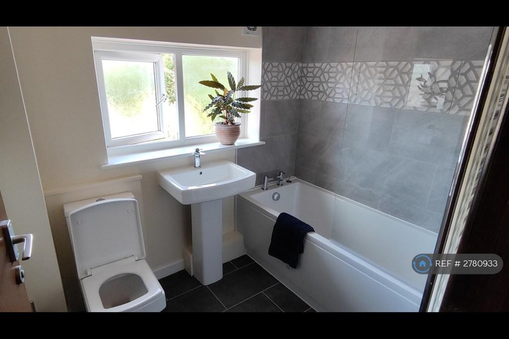 First Floor Bathroom