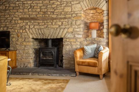 5 bedroom detached house for sale, The Old Post Office, West End, Ampleforth, YO62 4DX
