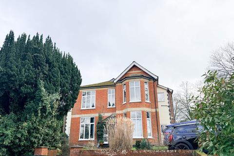 undefined, Guildford Road, Farnham GU10