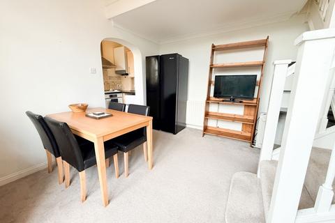 undefined, Guildford Road, Farnham GU10