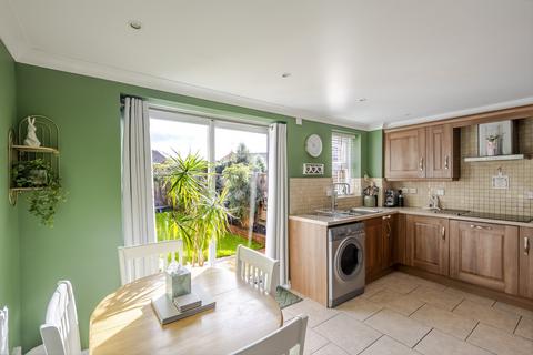 3 bedroom semi-detached house for sale, Northampton Grove, Langdon Hills, SS16