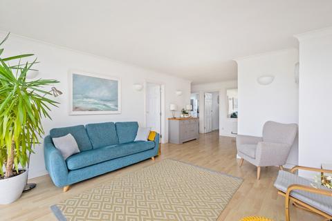2 bedroom flat for sale, Atlantic Court Shoreham Beach