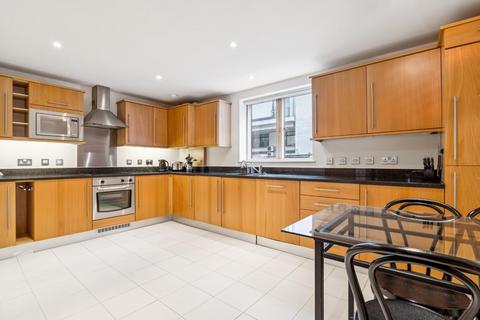 2 bedroom flat for sale, Richbourne Court, Harrowby Street, London W1H