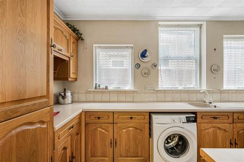undefined, Hardman Road, Kingston Upon Thames KT2