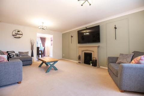 undefined, Holcot Close, Wellingborough