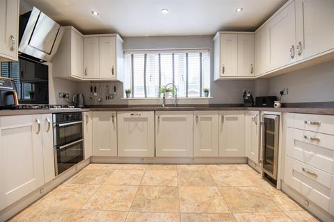 undefined, Holcot Close, Wellingborough