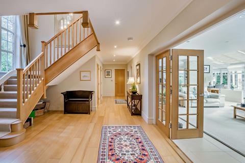 5 bedroom detached house for sale, Parklands Close, Farnham, Surrey