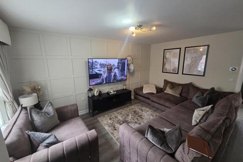 3 bedroom house for sale, Wintergreen Avenue, Liverpool L11