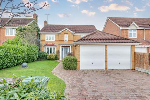 5 bedroom detached house for sale, Hackamore, Benfleet SS7