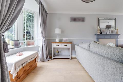 5 bedroom detached house for sale, Hackamore, Benfleet SS7
