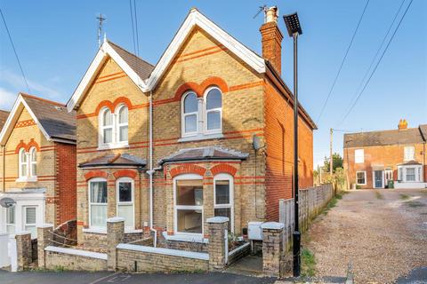 undefined, Cowes, Isle of Wight