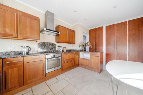 4 bedroom detached house for sale, Oakwood Close, Chislehurst, Kent, BR7