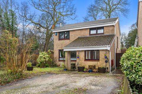 5 bedroom detached house for sale, Milton Close, Denny, FK6