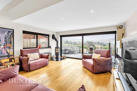 4 bedroom detached house for sale, Brookhill Close, Diggle, Saddleworth, Oldham