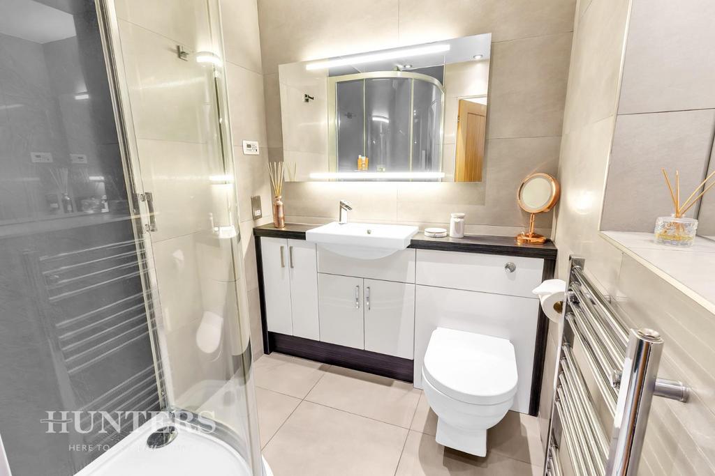 Ensuite (Bedroom 2)