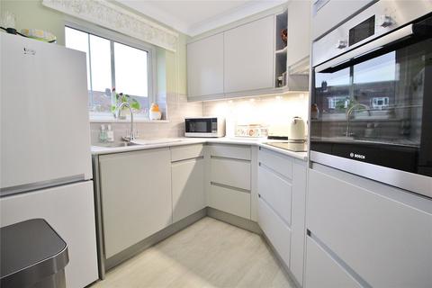 1 bedroom retirement property for sale, Cissbury Court, Findon Road, Worthing, West Sussex, BN14