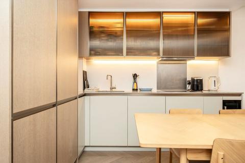 1 bedroom flat to rent, Minories, London EC3N