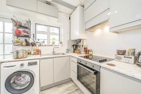 undefined, Church Road, Isleworth TW7