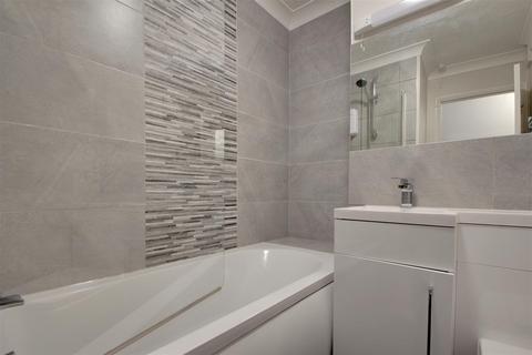 1 bedroom flat for sale, Fairfields, Broadwater Road, Worthing
