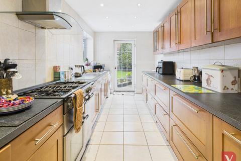undefined, Quickswood, Luton LU3