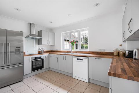 undefined, The Woodlands, Chesterton