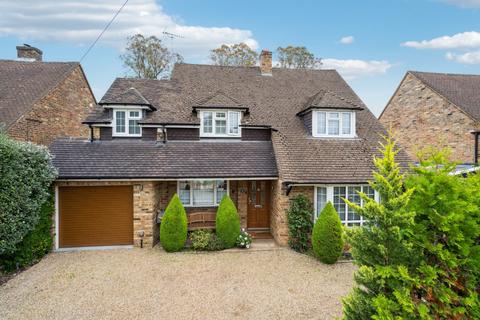 3 bedroom detached house for sale, Ravensmead, Chalfont St Peter, Buckinghamshire