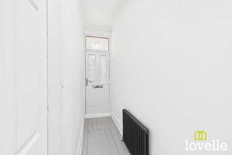 2 bedroom terraced house to rent, Haworth Street, Hull HU6