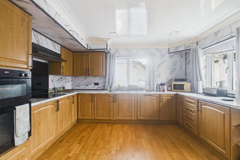 3 bedroom detached bungalow for sale, Garn Road, Nantyglo, NP23