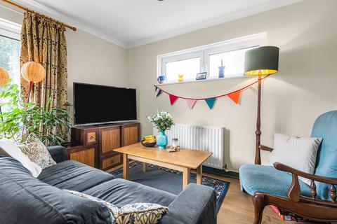 1 bedroom flat for sale, Grenville Court, Kent Avenue, West Ealing, Ealing, W13