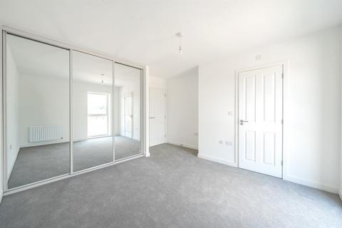 undefined, Houghton Regis LU5