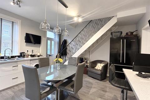 undefined, East Parade, Sowerby Bridge HX6
