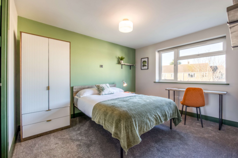 undefined, 93, Waverley Avenue OX5