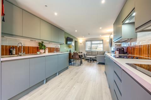 undefined, 93, Waverley Avenue OX5