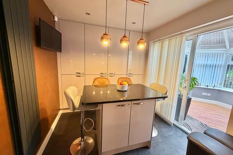 4 bedroom semi-detached house for sale, Highfell Rise, Keighley, BD22