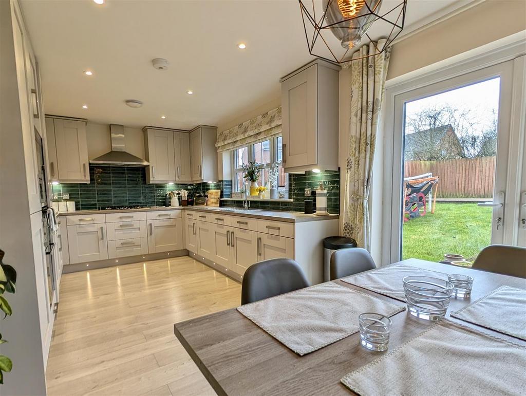 Open plan dining kitchen