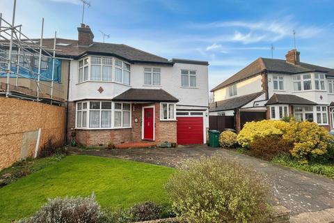 4 bedroom semi-detached house for sale, Dinsdale Gardens, Barnet EN5