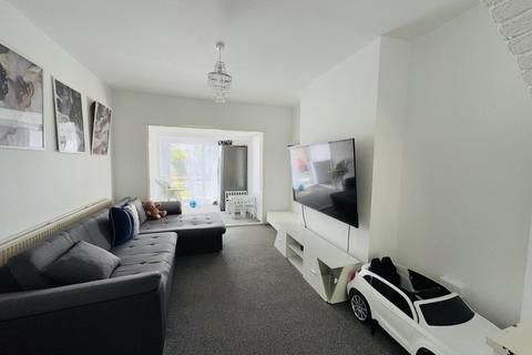 3 bedroom semi-detached house for sale, Langer Lane, Chesterfield S40