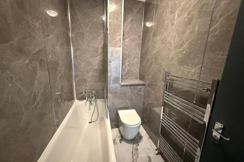 2 bedroom flat to rent, Davenant Road, Archway, Islington, N19